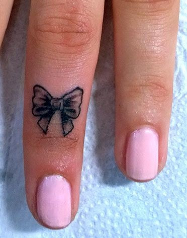 Finger tattoo Finger tattoo designs
