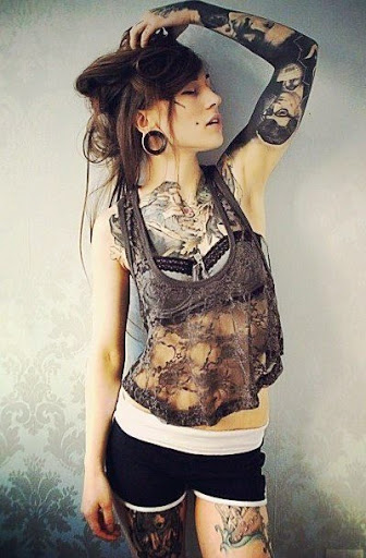 tattooed girls