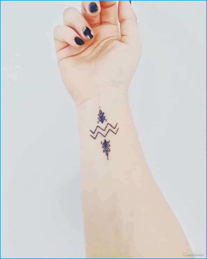 aquarius tattoos on wrist