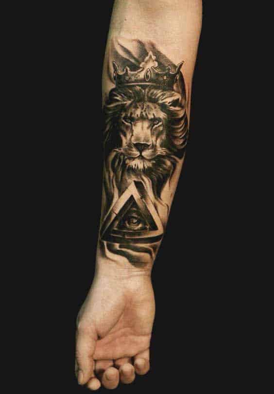 Lion and geometric tattoos