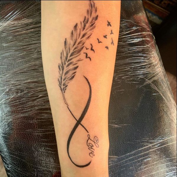 50 Powerful Infinity Tattoo Designs  Meaning  The Trend Spotter