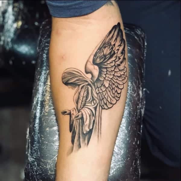 Verificação de segurança necessária  Guardian angel tattoo Angel tattoo  men Angel tattoo designs