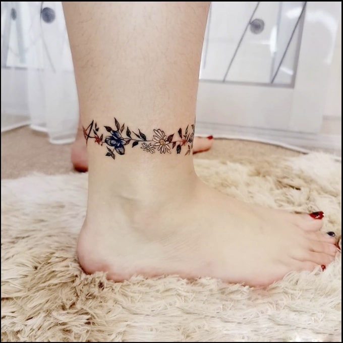 45 Charming Ankle Bracelet Tattoo for Women  Psycho Tats