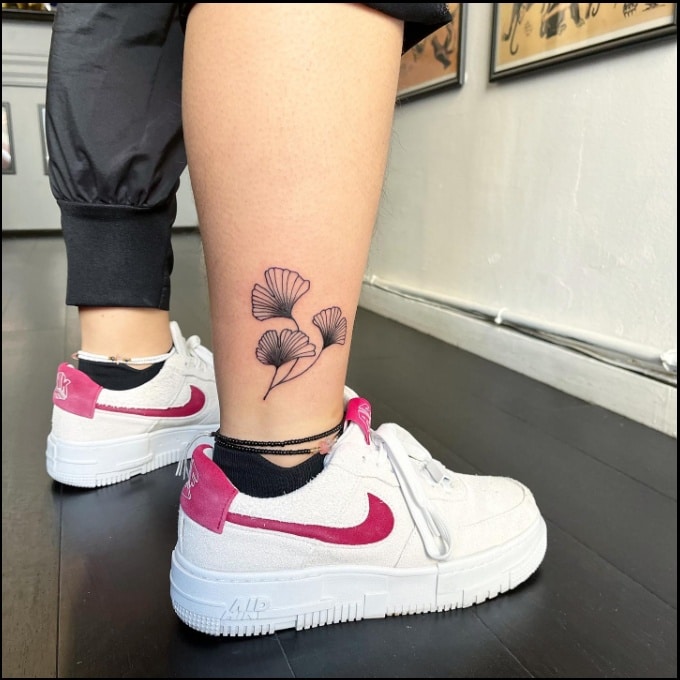 ankle tattoos flowers