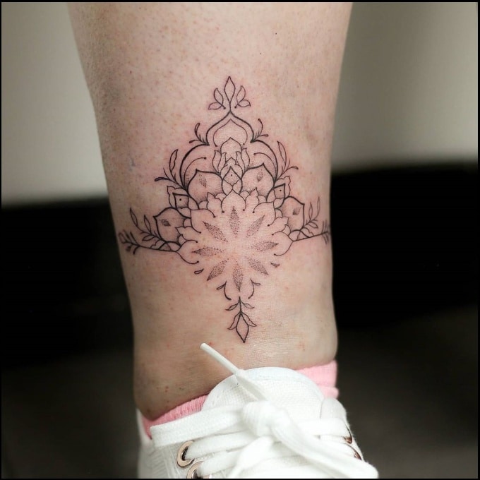 flower ankle tattoos