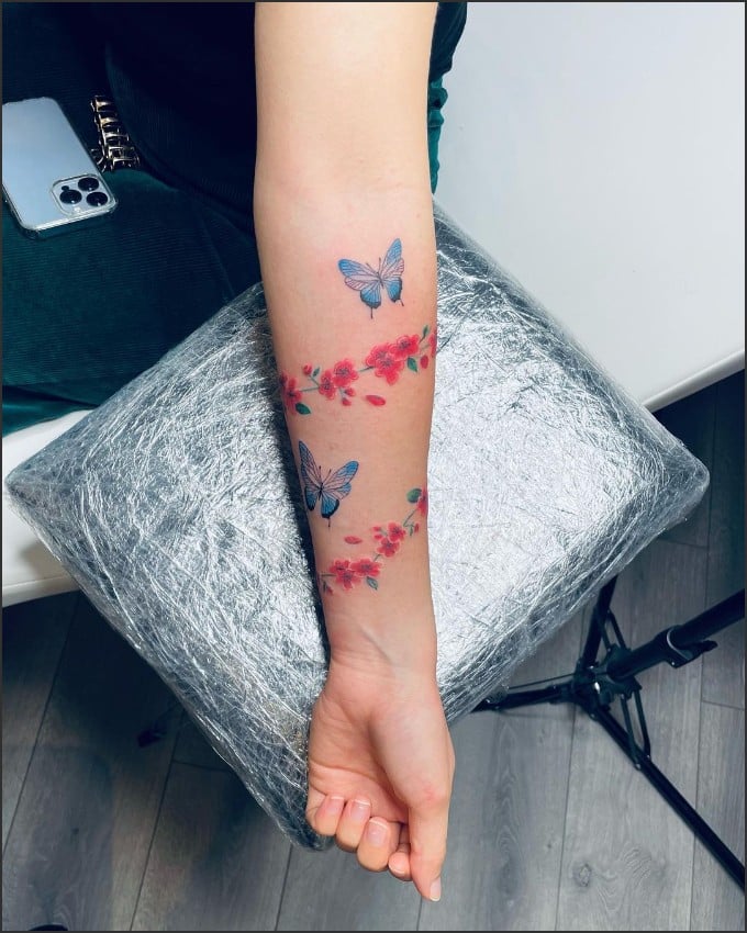 wrist tattoo butterfly