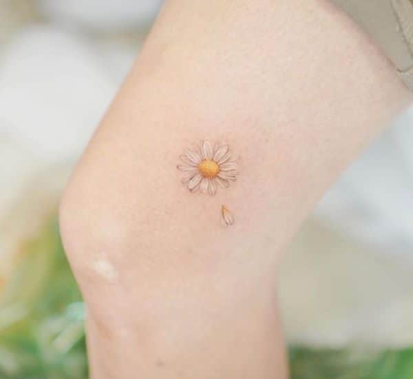 cute daisy tattoos for girls