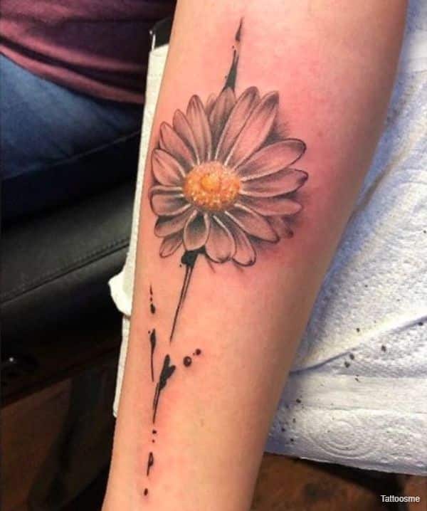 50 Cheerful Daisy Tattoos You Must See  Tattoo Me Now