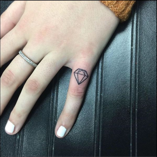 small finger diamond tattoos