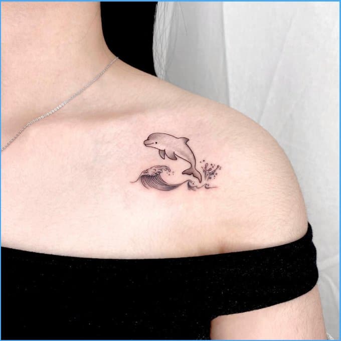 Top more than 81 small dolphin tattoo best  thtantai2