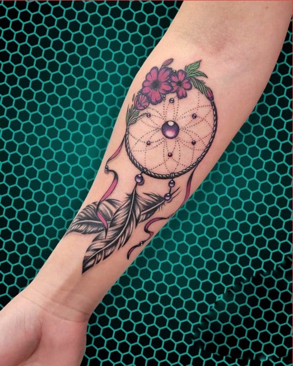dreamcatcher tattoos on the wrist