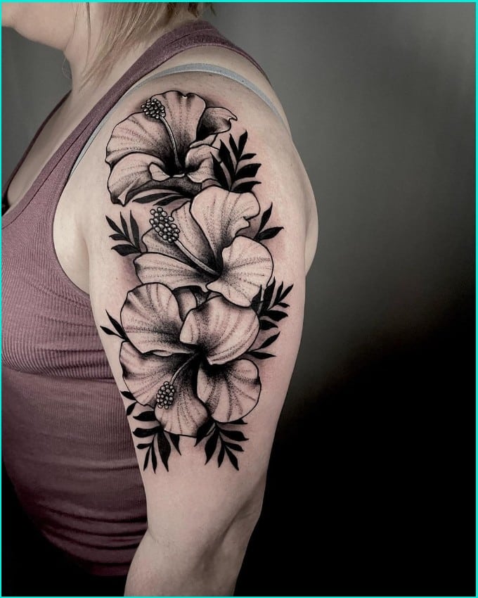 hawaiian shoulder tattoo