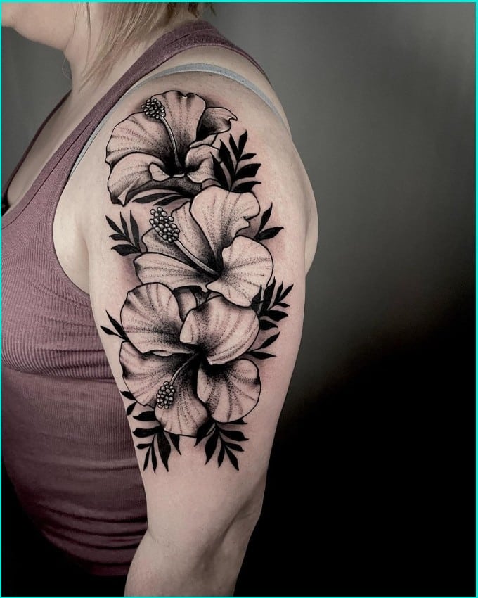 hawaiian shoulder tattoo 