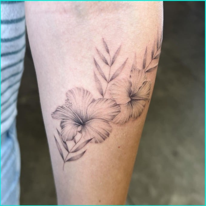 hawaii flower tattoo