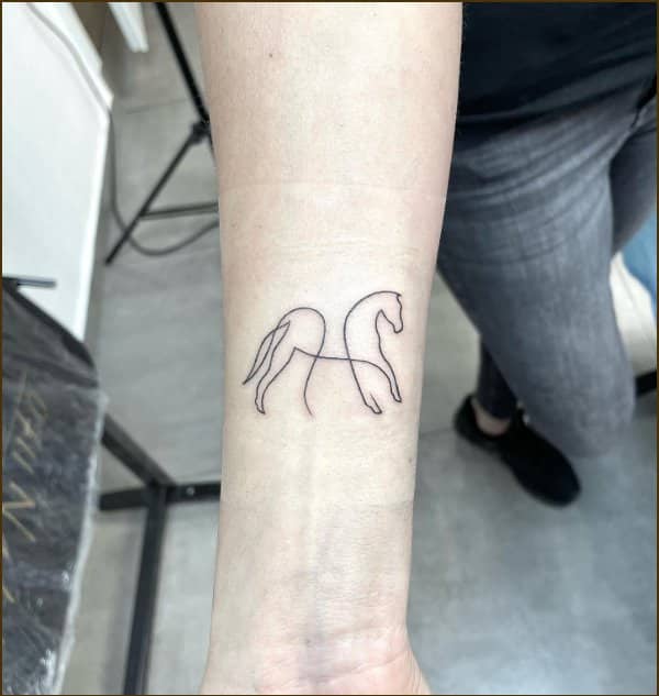 31 Simple  Easy Horse Tattoo Ideas