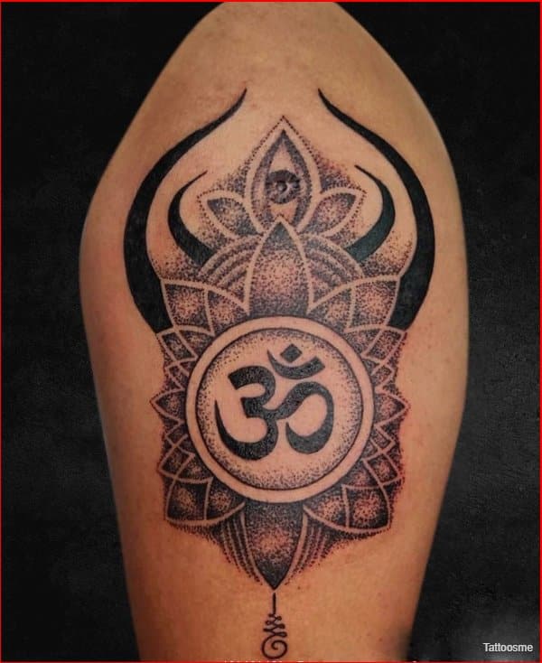 best om tattoo for shoulder