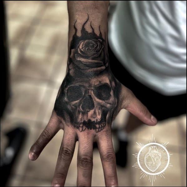 skull tattoos with roses