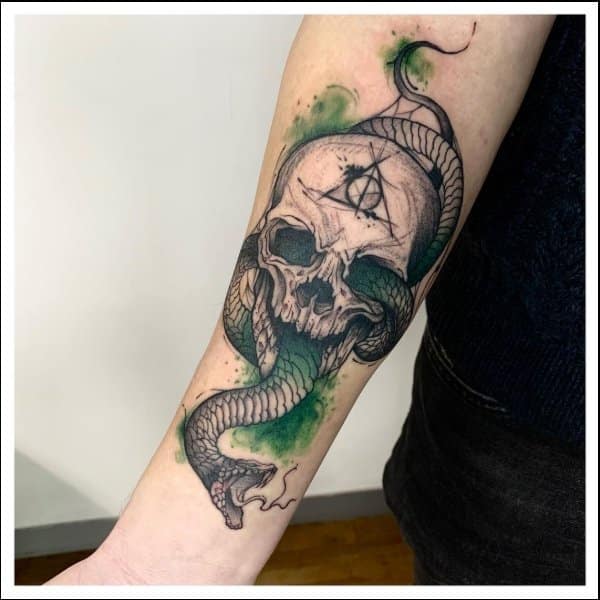 skull tattoos with snake