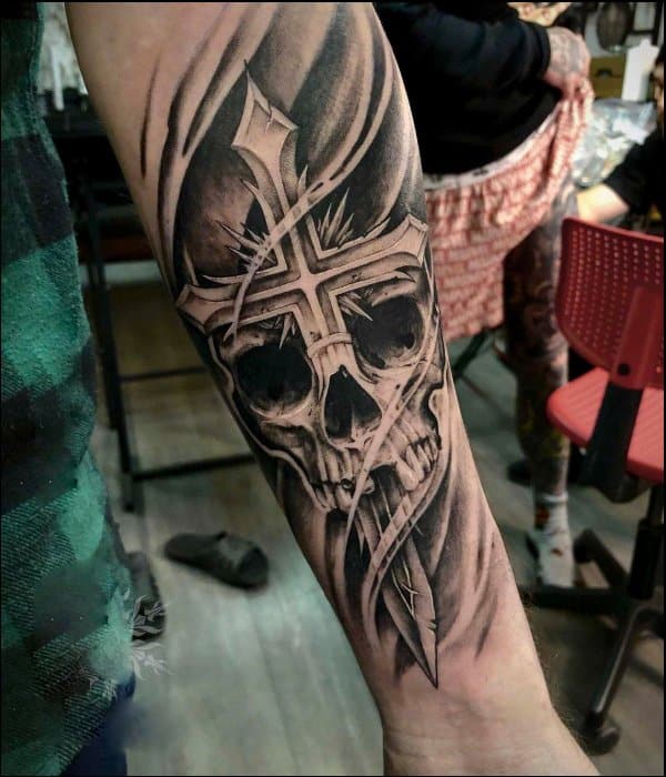 skull tattoos on arm