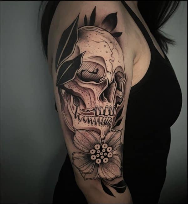 skull tattoos on your hand