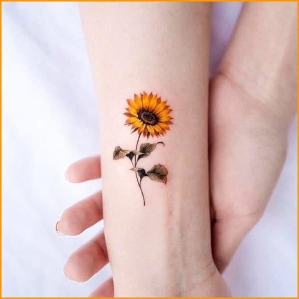 small wrist sunflower tattoos