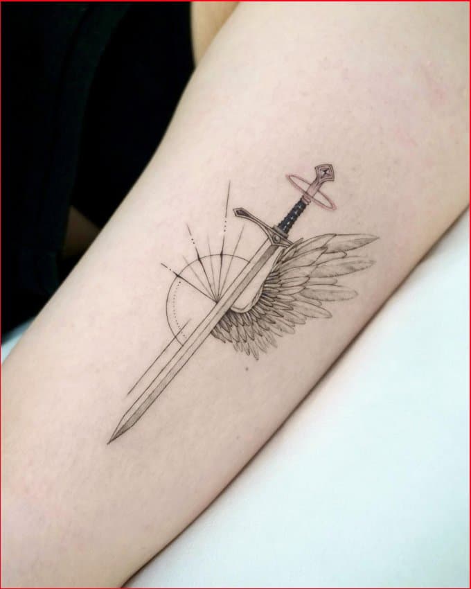 Update more than 81 minimalist small sword tattoo best - in.cdgdbentre