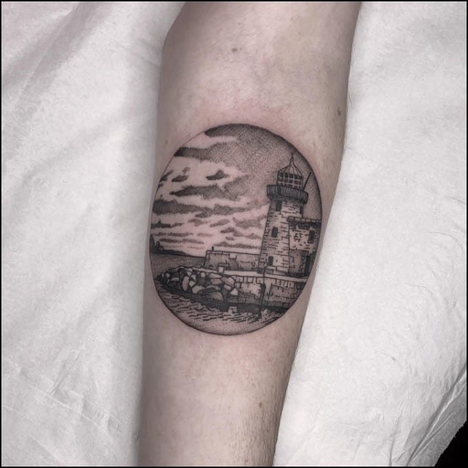Image of Lighthouse tattoo traditional