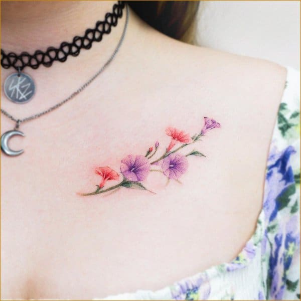 35 Flower Collar Bone Tattoos