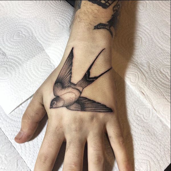 post malone hand tattoos