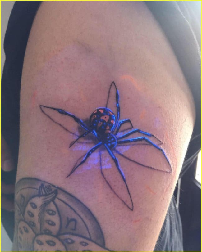 spider uv tattoos